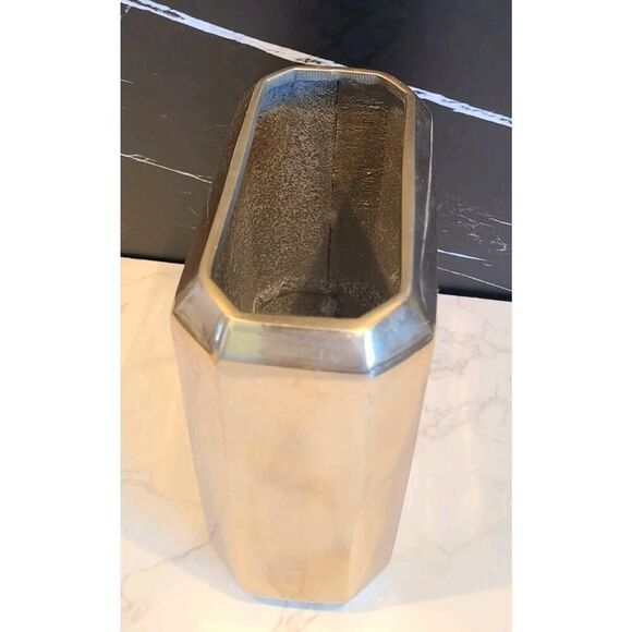 2012 Nate Berkus Gold Aluminum Hex Vase, Home Décor 8"x 6½"MCM Style Geometric - Picture 3 of 6